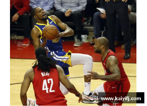 篮球——NBA季后赛_火箭胜勇士(4) - 新华社体育